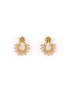 Priyaasi Women Gold-Polished Leaf Patterned Jewellery Set - Swadesiicart