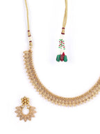 Priyaasi Women Gold-Polished Leaf Patterned Jewellery Set - Swadesiicart
