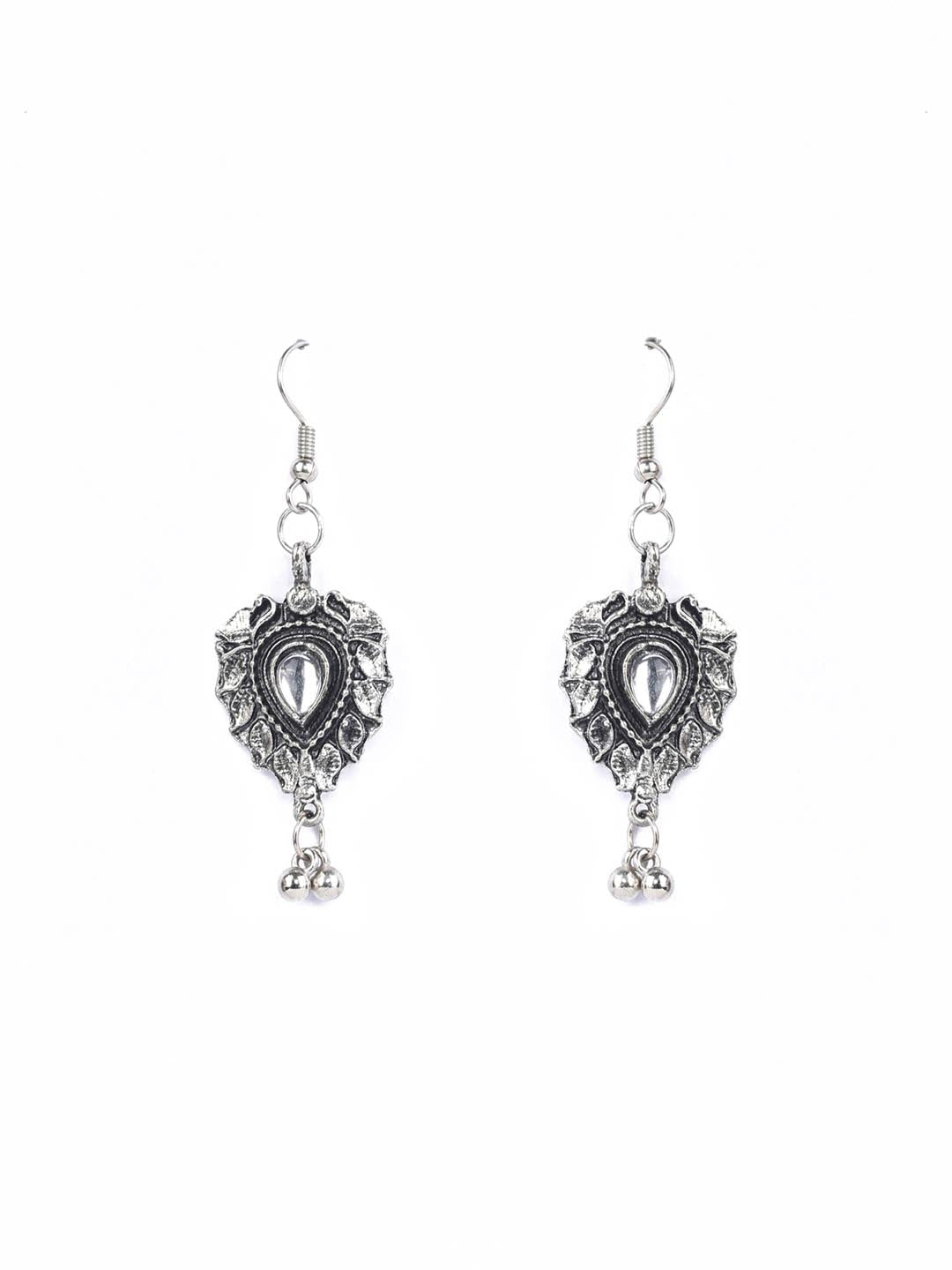 Priyaasi Women Kundan Stones Studded Silver Plated Jewellery Set - Swadesiicart