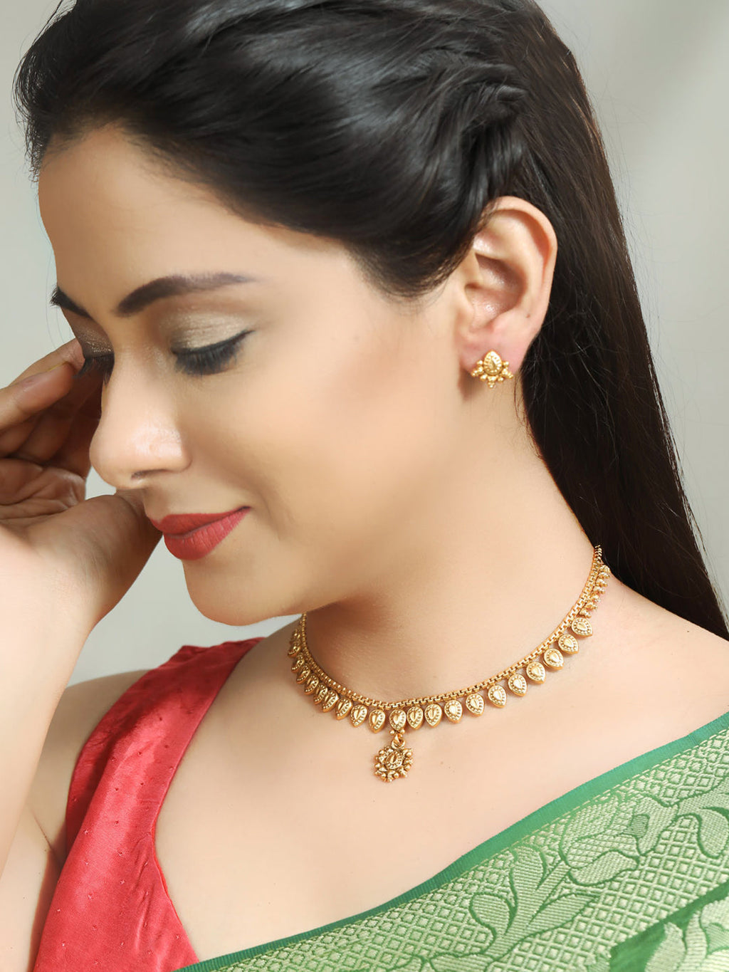 Priyaasi Women Gold-Polished Jewellery Set - Swadesiicart
