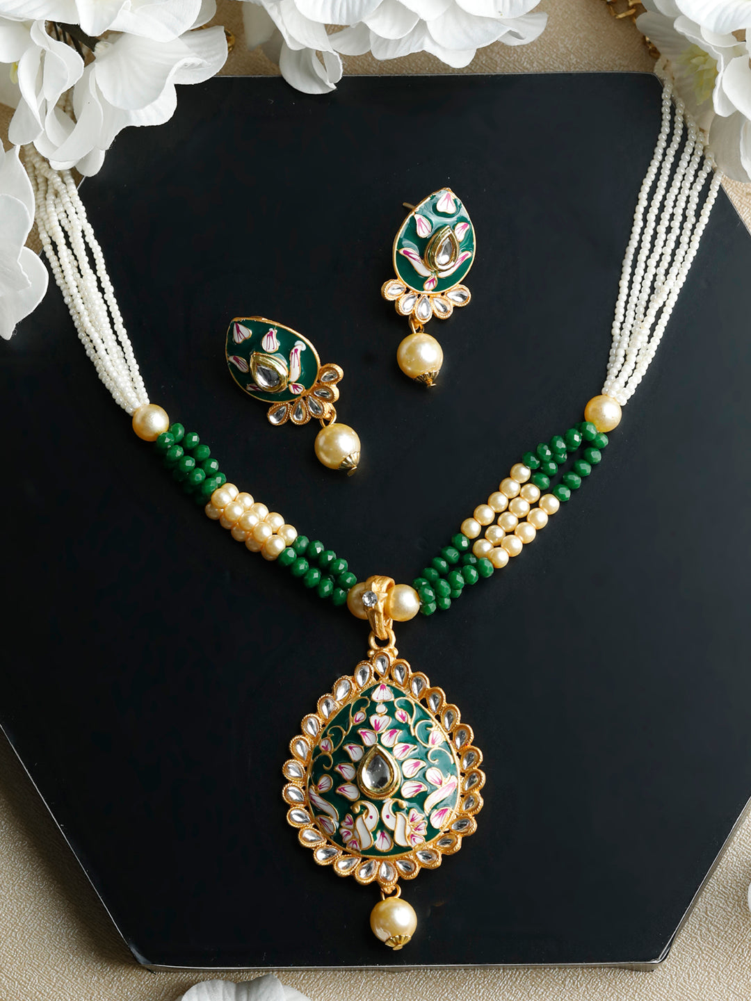 Priyaasi Women Gold & Green Kundan Studded Meenakari Jewellery Set - Noz2Toz