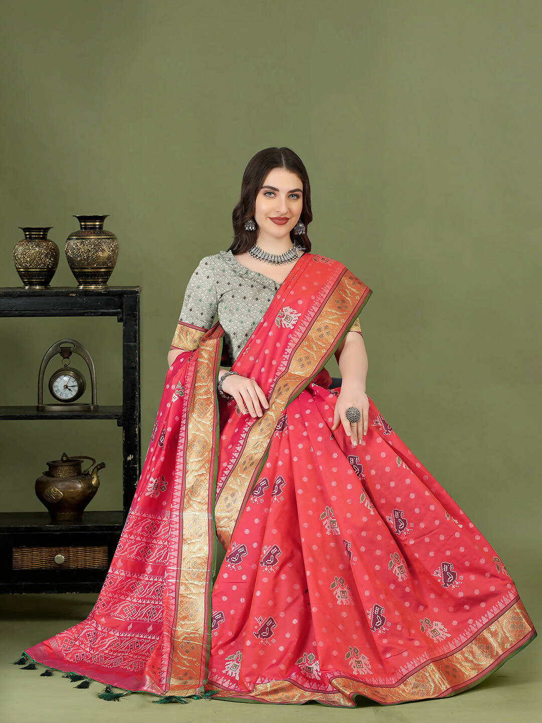 Lorenvalley Fashion Peach Patola Silk Woven Design Zari Meenakari Weaving Saree | Grocsy