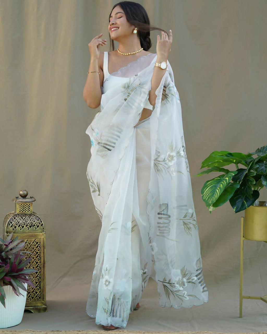 Vamsee Grey Organza Saree | Grocsy