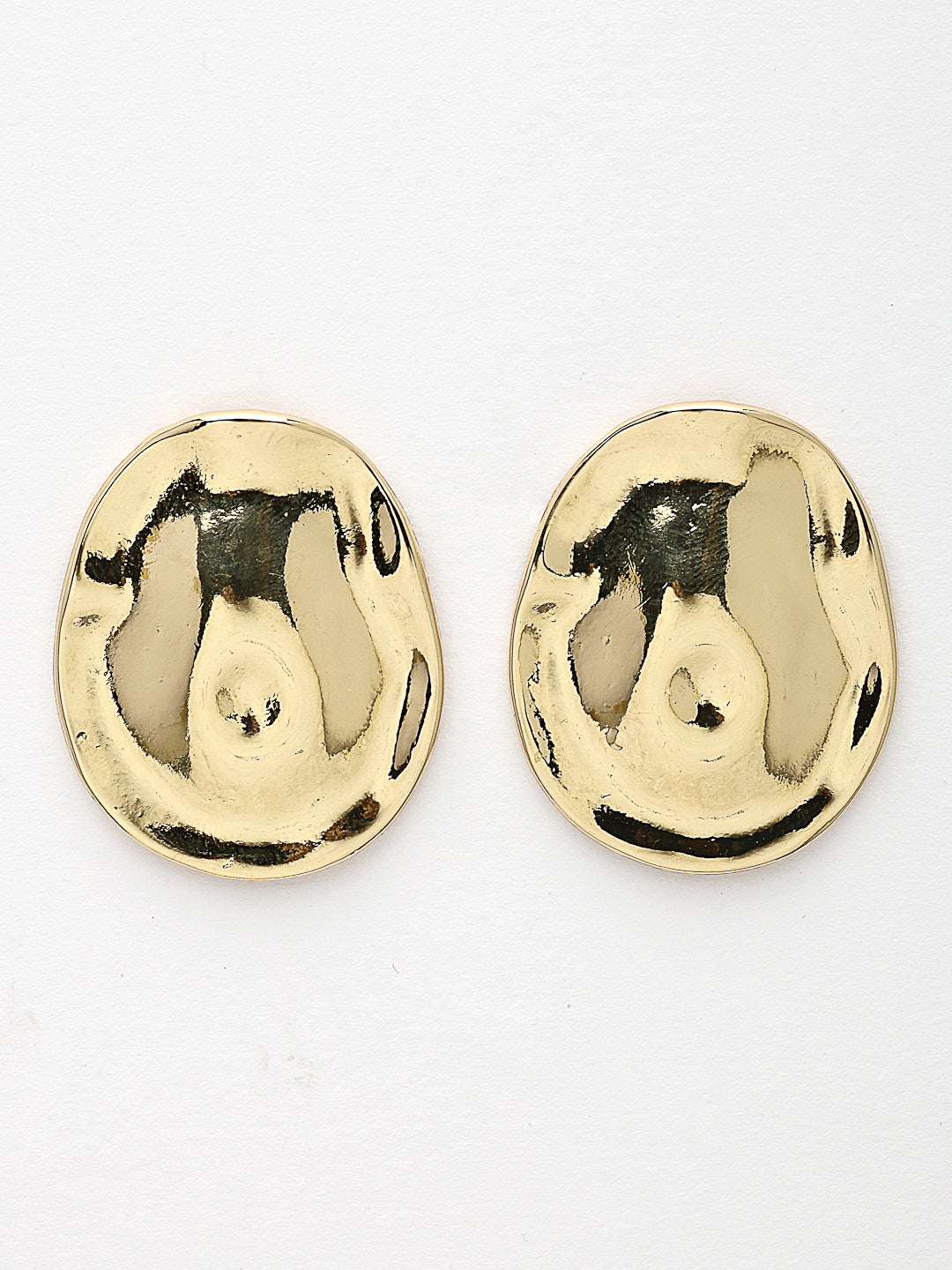 NVR Women's Gold-Polished Oval Shape Studs Earring