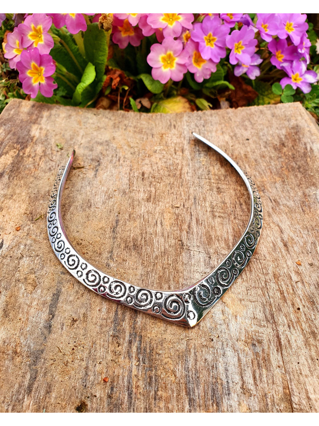 NVR Women's Handmade Silver-Plated Oxidized Collar Choker Necklace | Grocsy