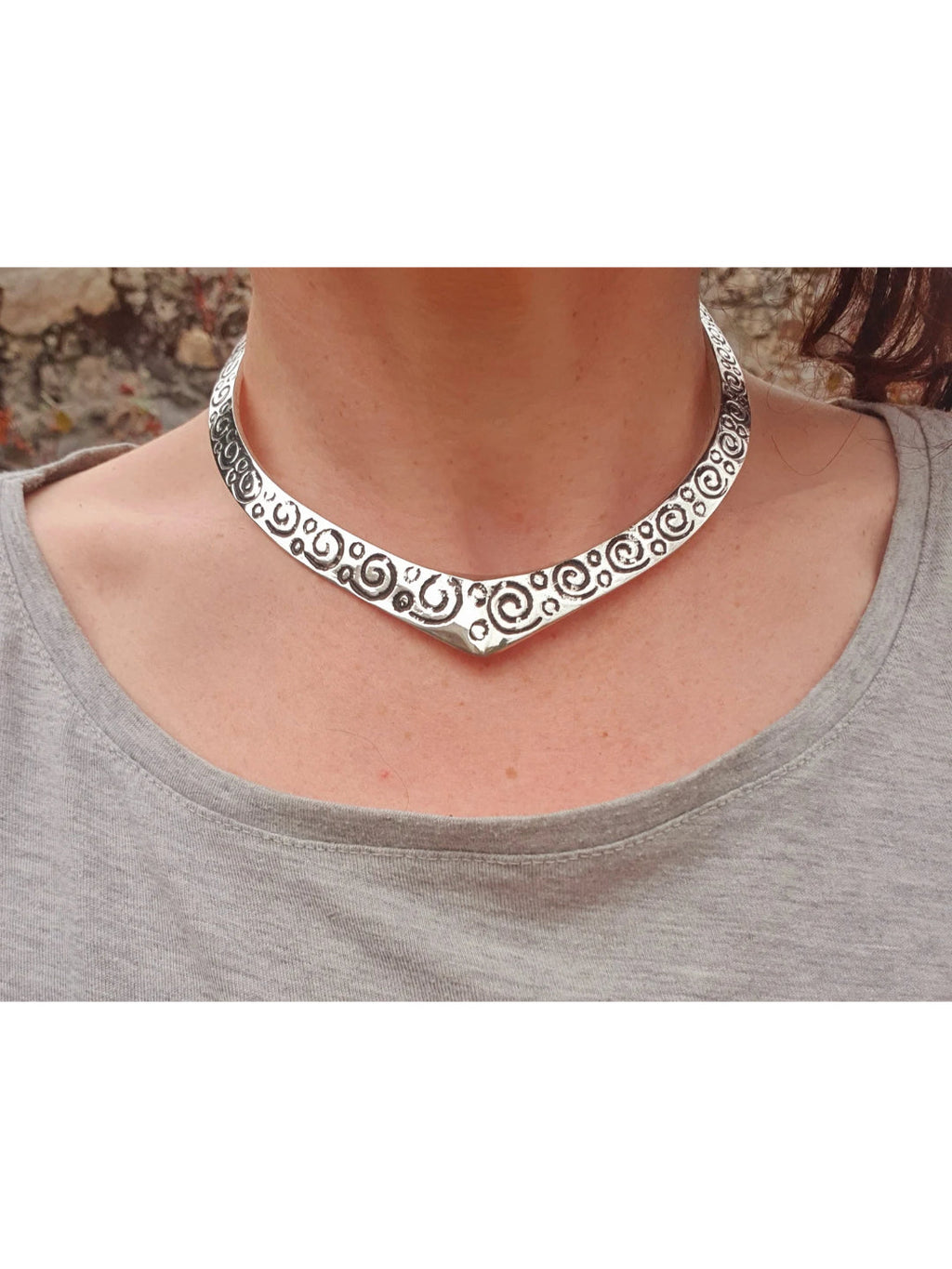 NVR Women's Handmade Silver-Plated Oxidized Collar Choker Necklace | Grocsy