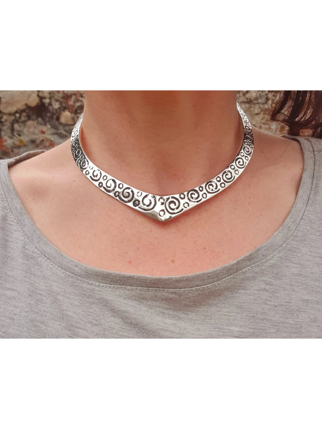NVR Women's Handmade Silver-Plated Oxidized Collar Choker Necklace | Grocsy