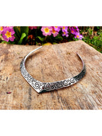NVR Women's Handmade Silver-Plated Oxidized Collar Choker Necklace | Grocsy