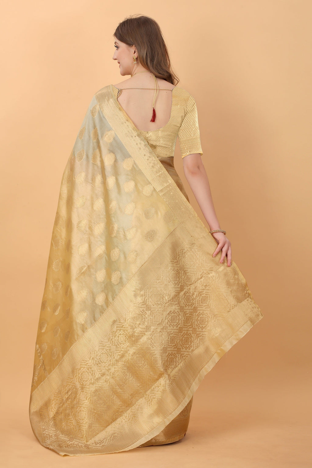 Vedant Vastram Organza Silk Banarasi Silk Saree - Gold | Grocsy