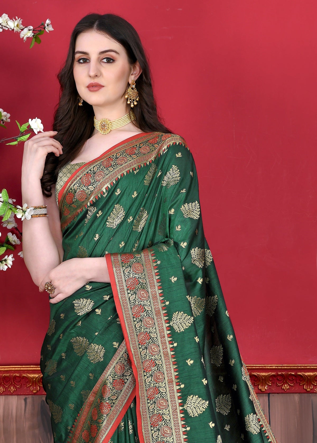 Vedant Vastram Soft Litchi Silk Kanjeevaram Saree - Bottle Green | Grocsy