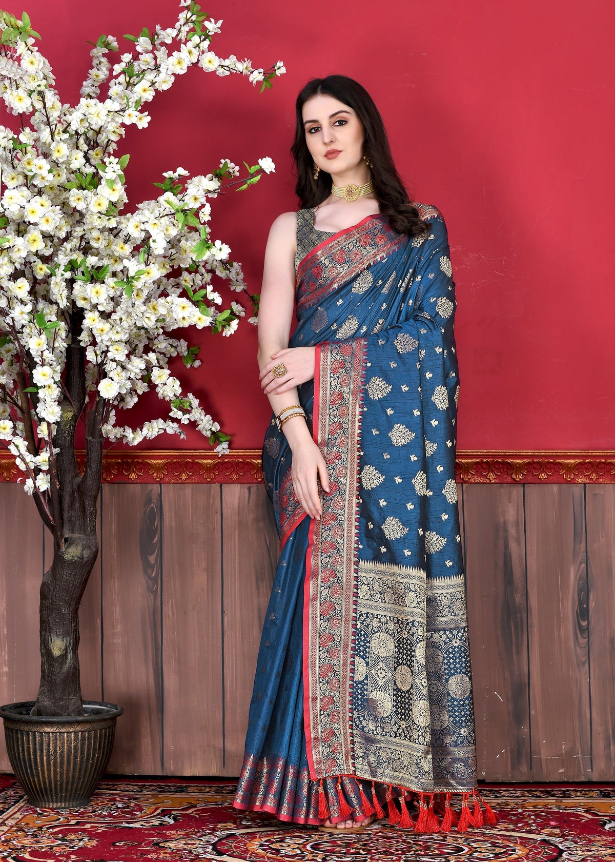 Vedant Vastram Soft Litchi Silk Kanjeevaram Saree - Navy | Grocsy