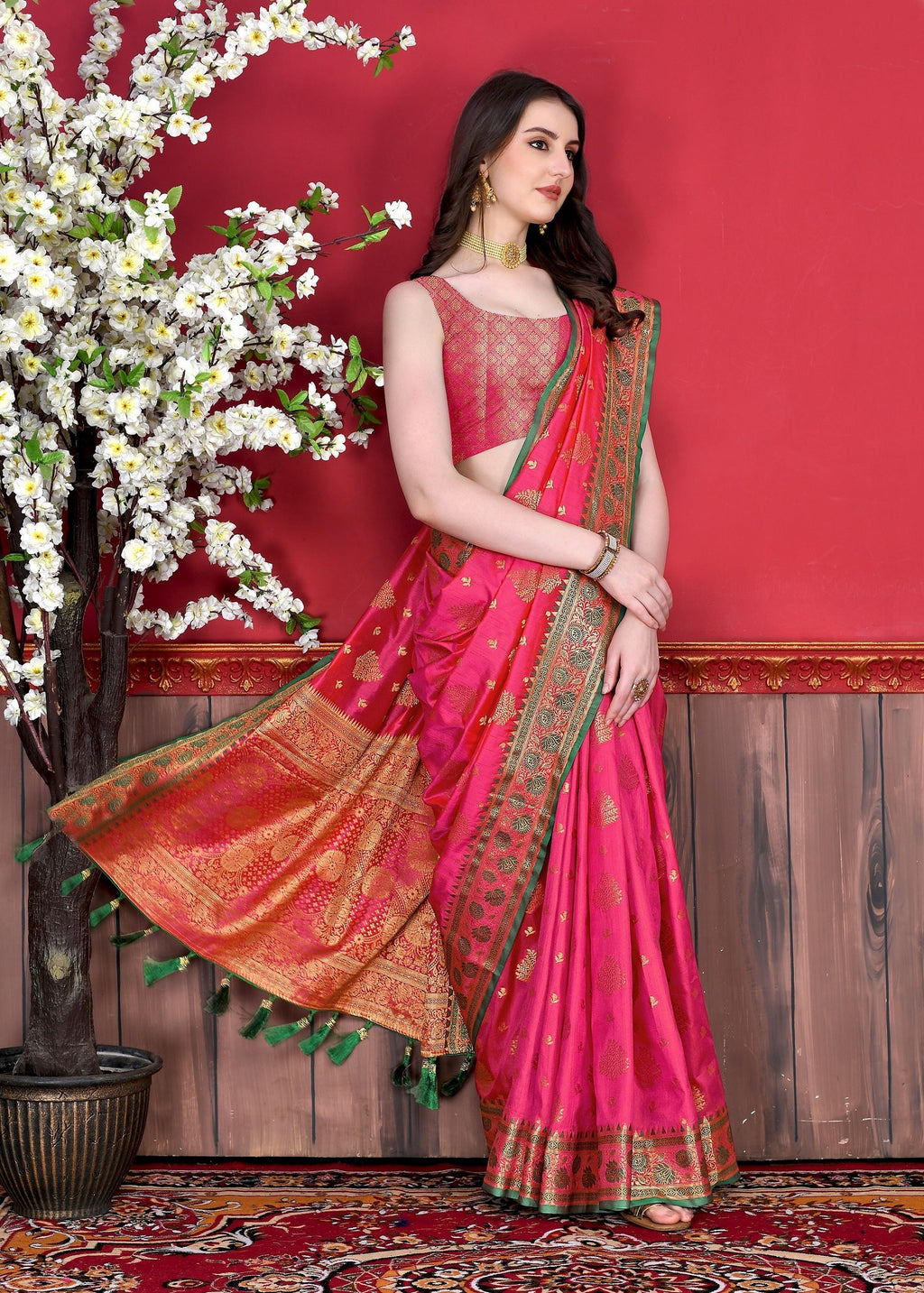 Vedant Vastram Soft Litchi Silk Kanjeevaram Saree - Pink | Grocsy