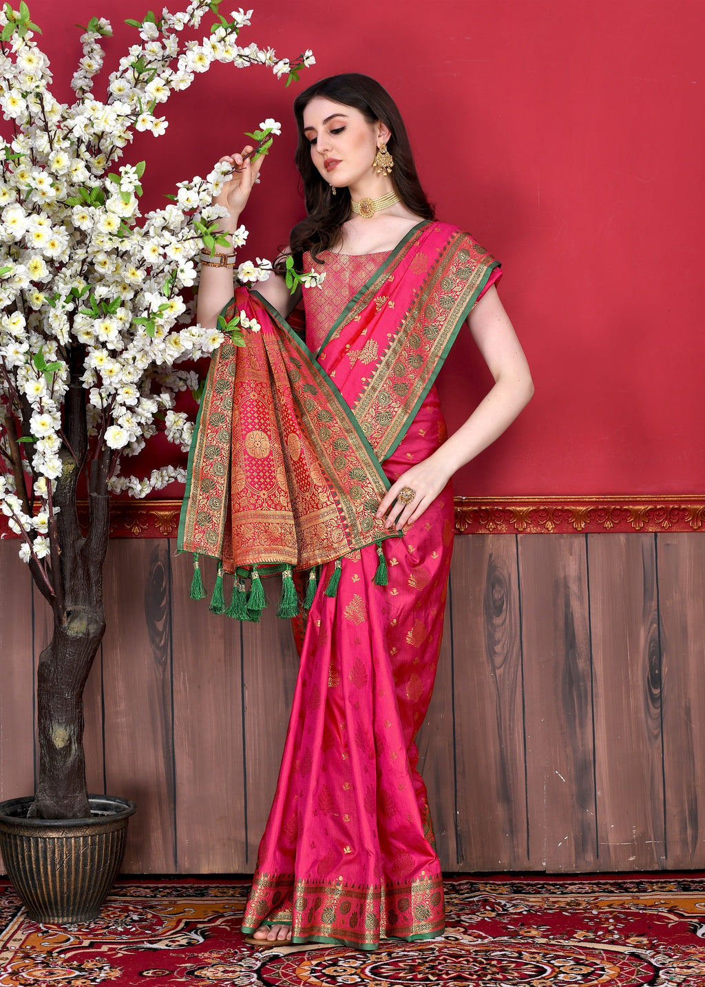 Vedant Vastram Soft Litchi Silk Kanjeevaram Saree - Pink | Grocsy