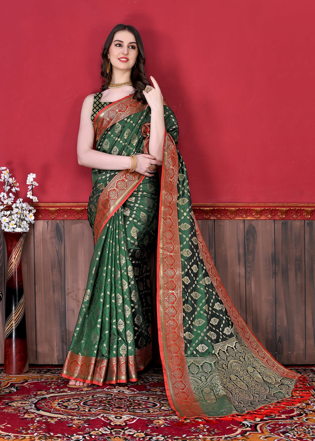 Vedant Vastram Soft Litchi Silk Kanjeevaram Saree - Bottle Green | Grocsy