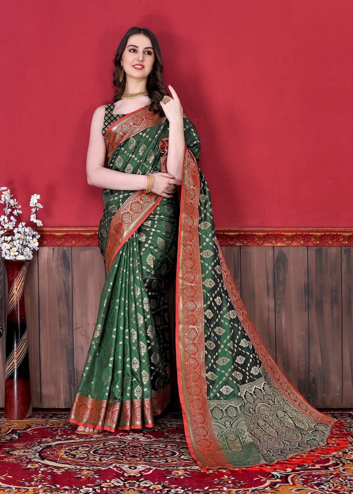 Vedant Vastram Soft Litchi Silk Kanjeevaram Saree - Bottle Green | Grocsy