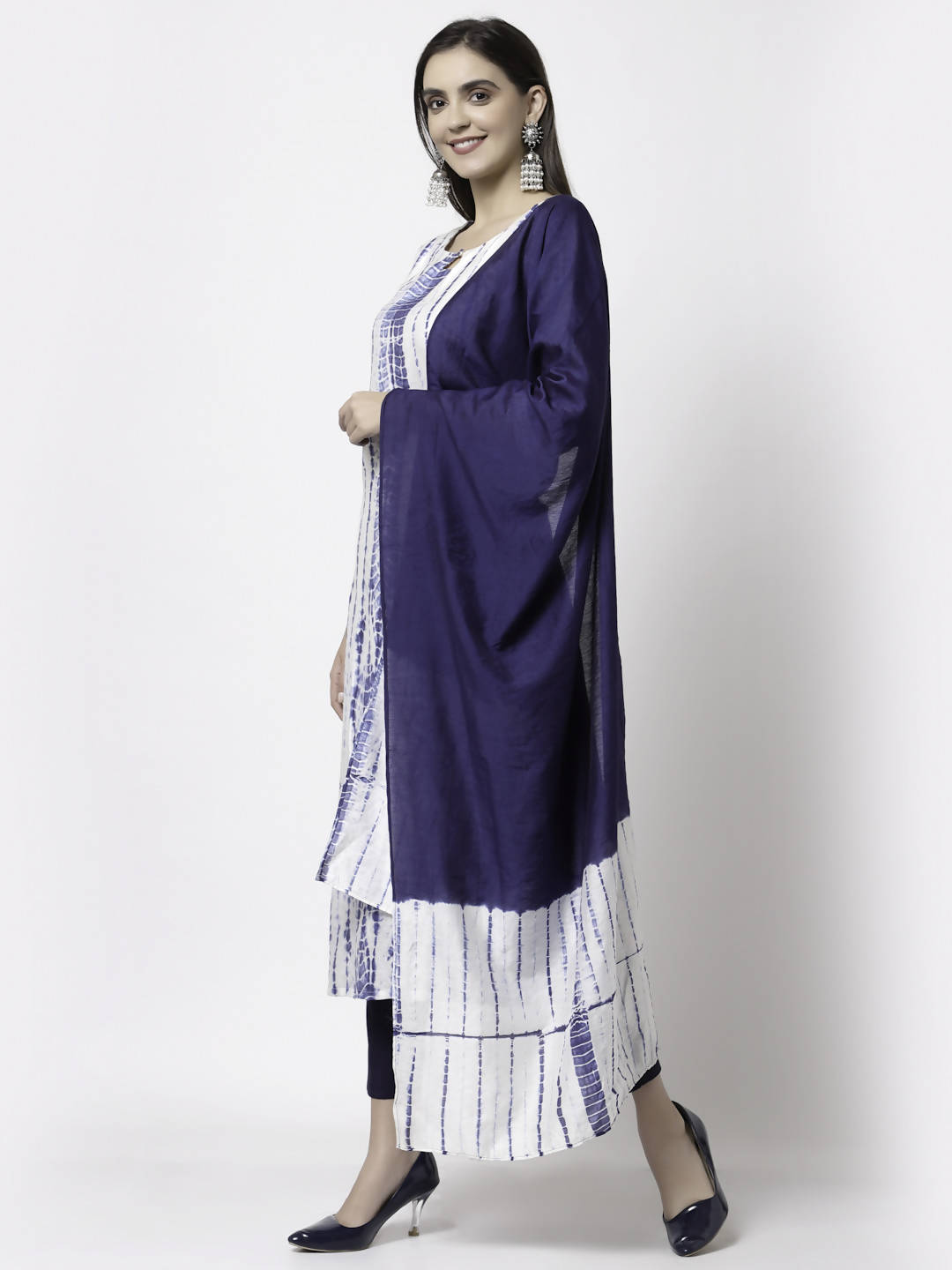Myshka Women White Viscose Printed 3/4 Sleeve Round Neck Kurta Pant Dupatta Set | Grocsy