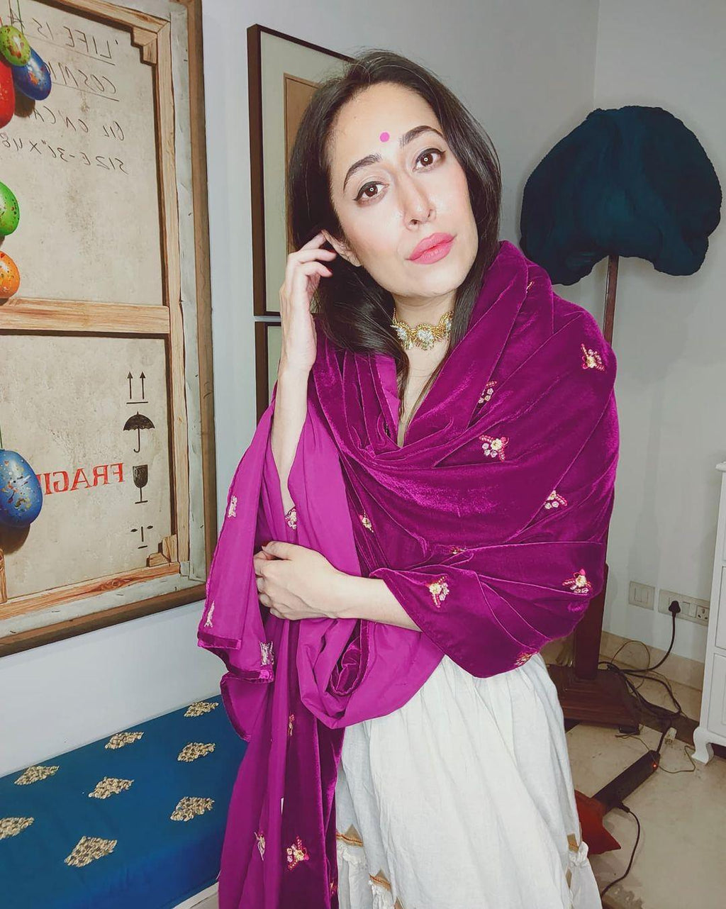 trueBrowns Wine Velvet Embroidered Shawl | Grocsy