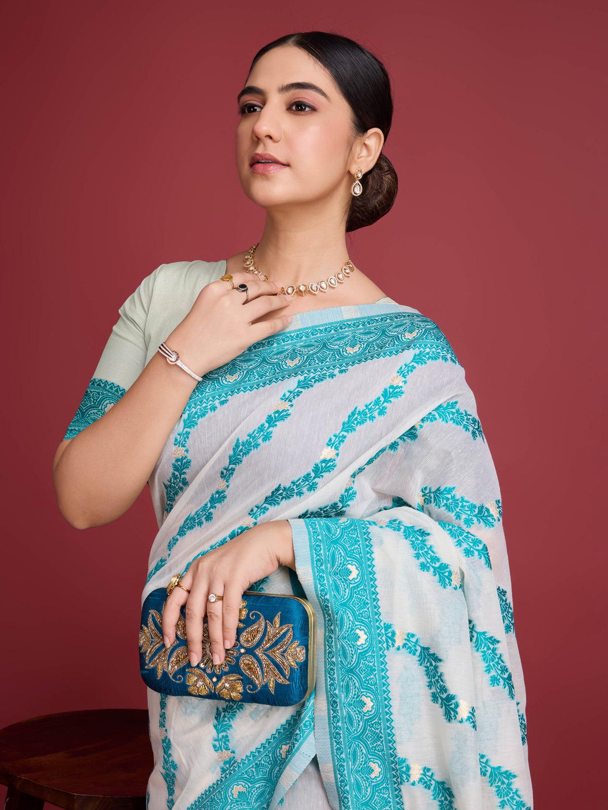 Vedant Vastram Dhakai Jamdani Cotton Saree - Rama | Grocsy
