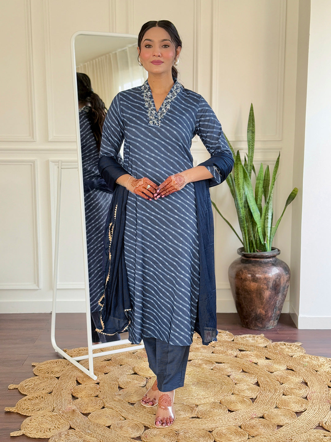 The52 Women's Muslin hand Embroidered Straight Kurta, Pant and Dupatta Set | Grocsy