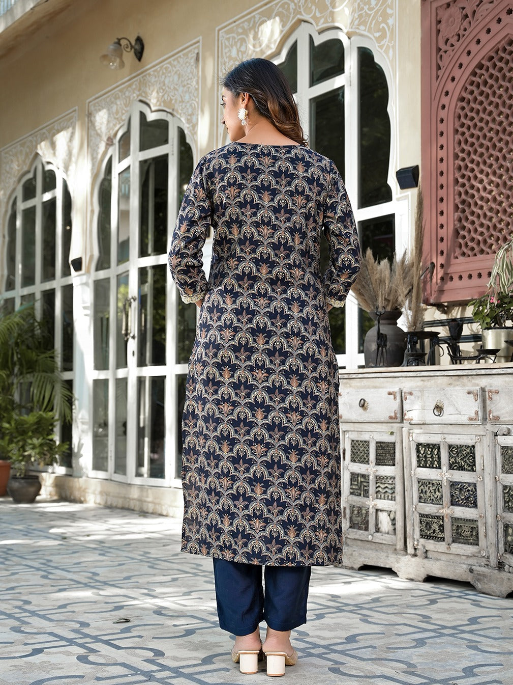 Yufta Navy Blue Printed Zari_Work Kurta Trouser Set | Grocsy