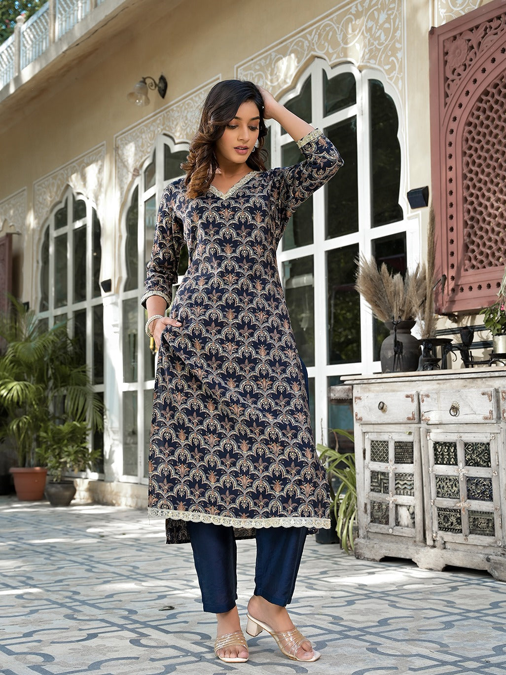 Yufta Navy Blue Printed Zari_Work Kurta Trouser Set | Grocsy