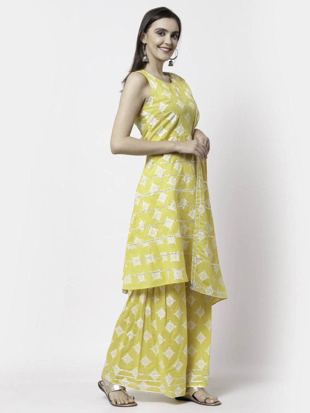 Myshka Yellow Pure Cotton Printed Sleeveless Round Neck Kurta Palazzo Dupatta Set | Grocsy