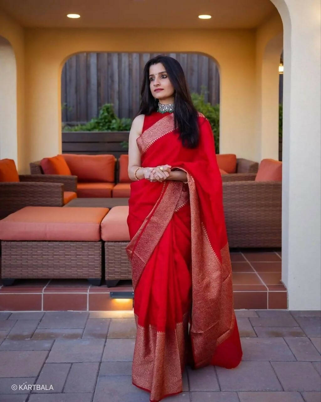 DEIANA'S Beautiful Designer Golden zari Soft Lichi Silk Saree - Red | Grocsy