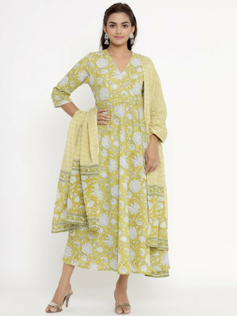 Miravan Women's Cotton Floral Print Anarkali Kurta With Dupatta | Grocsy