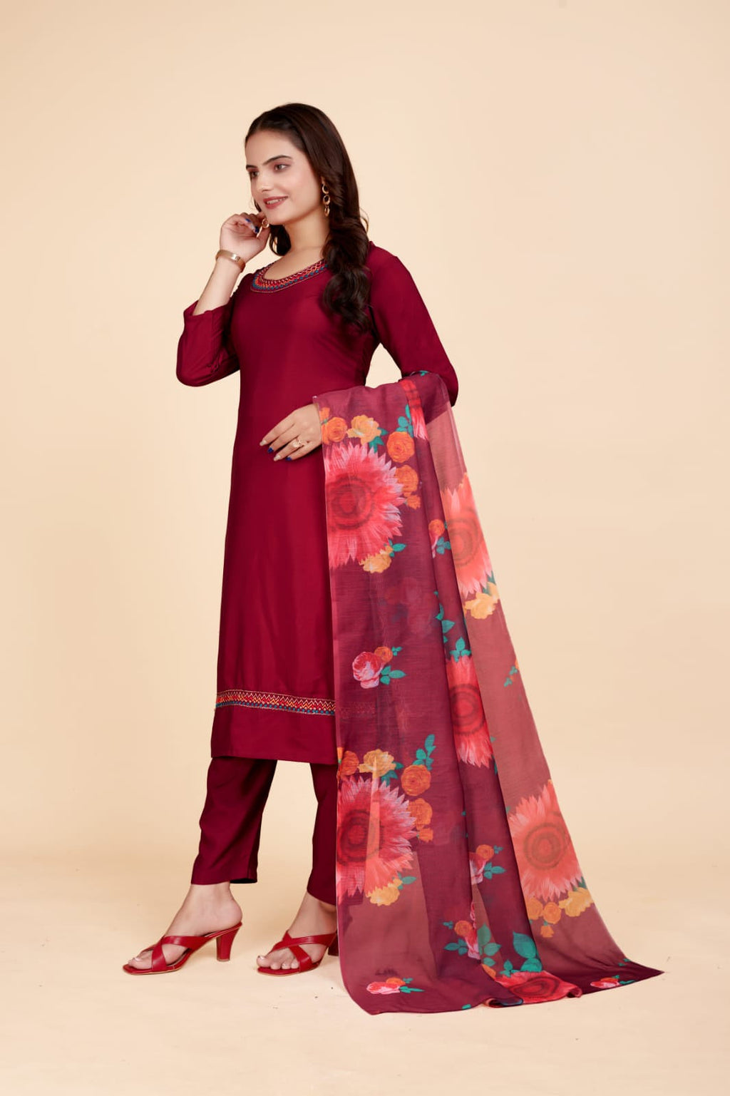 Women's Solid Maroon Kurta Set with Dupatta Set - A2M | Grocsy
