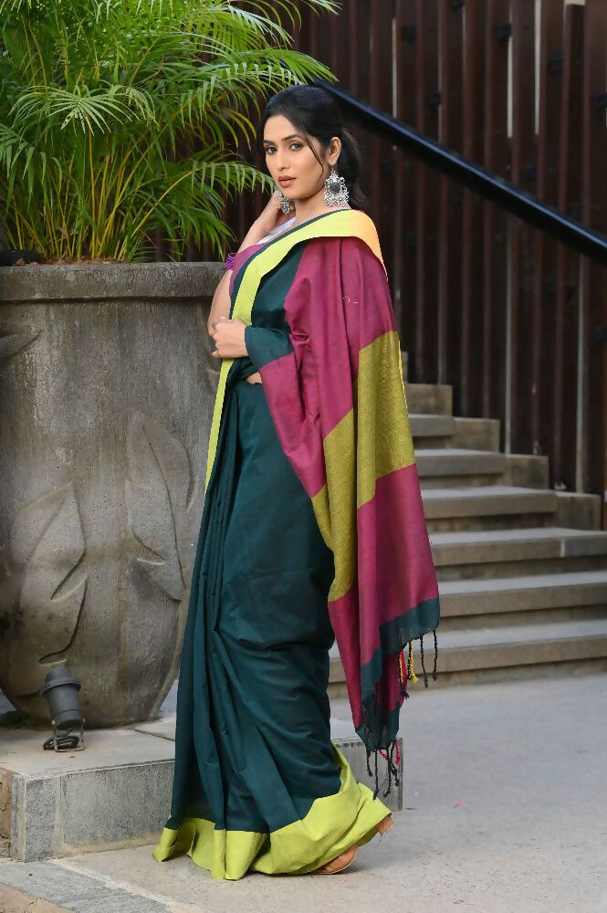 Beatitude Green Cotton Handloom Saree | Grocsy