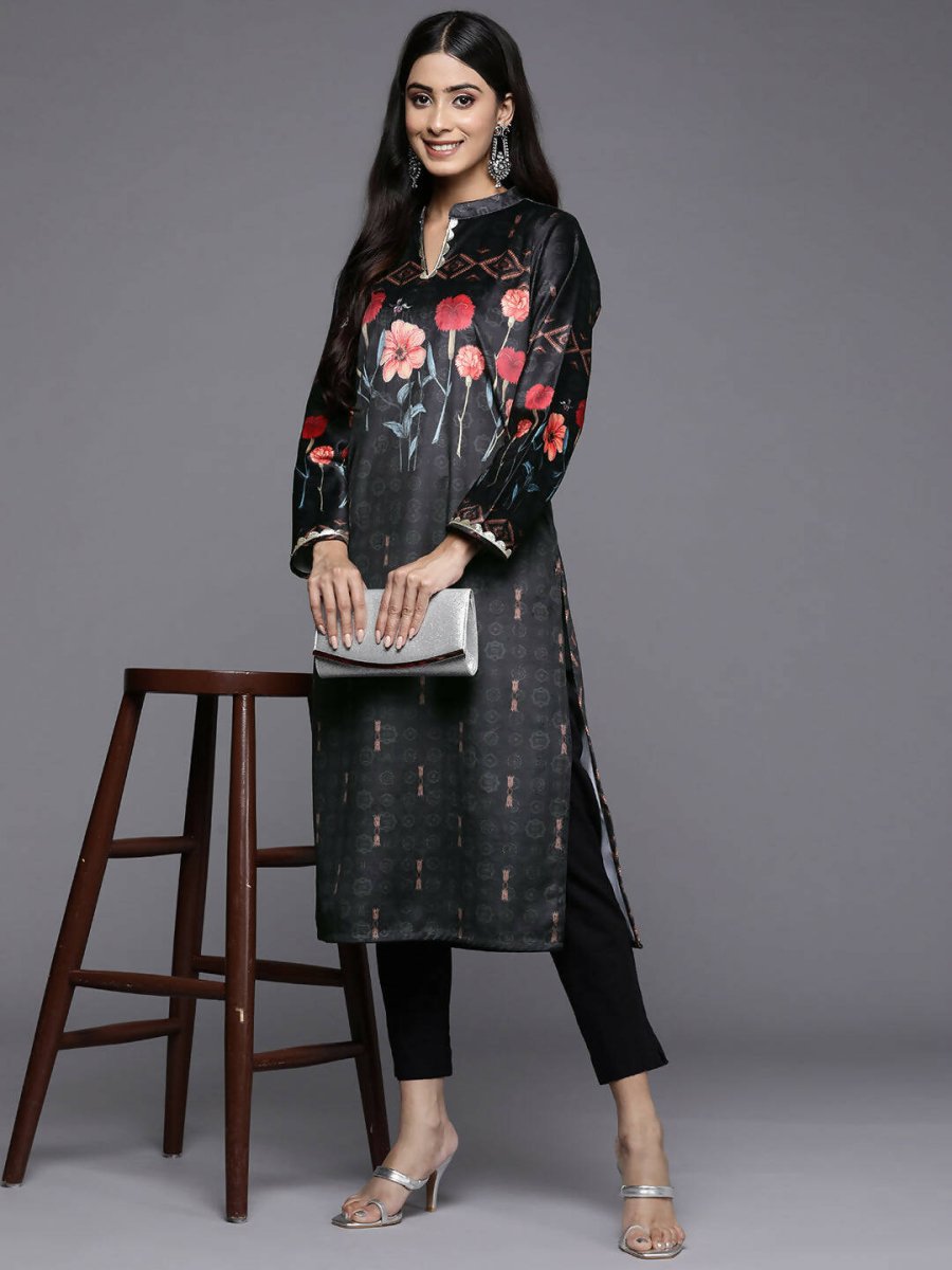Ahalyaa Women Black & Red Floral Printed Gotta Patti Floral Velvet Kurta | Grocsy