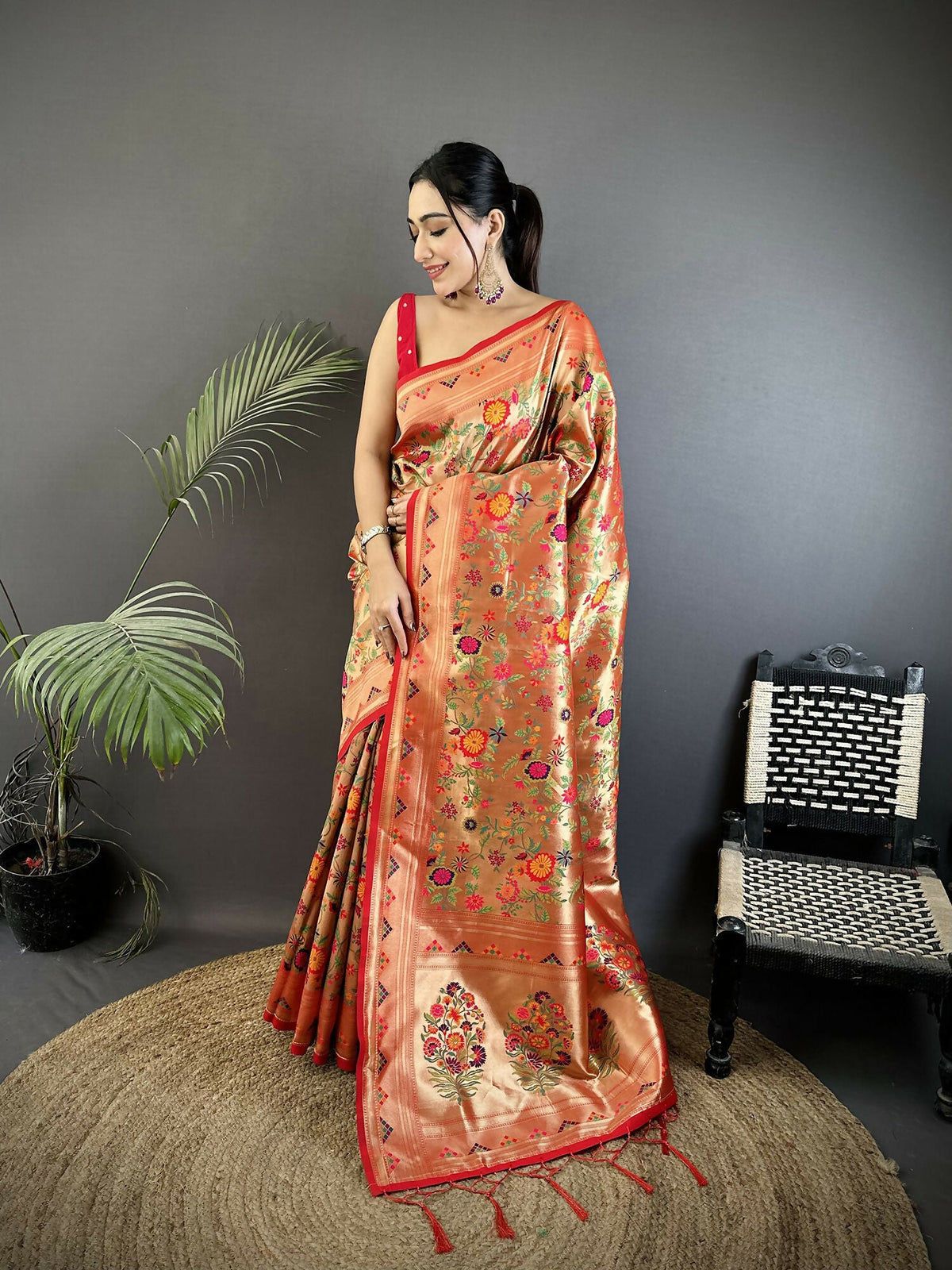 Joban Fashion Peach Floral & Leaf Motifs Soft Silk Paithani Saree | Grocsy