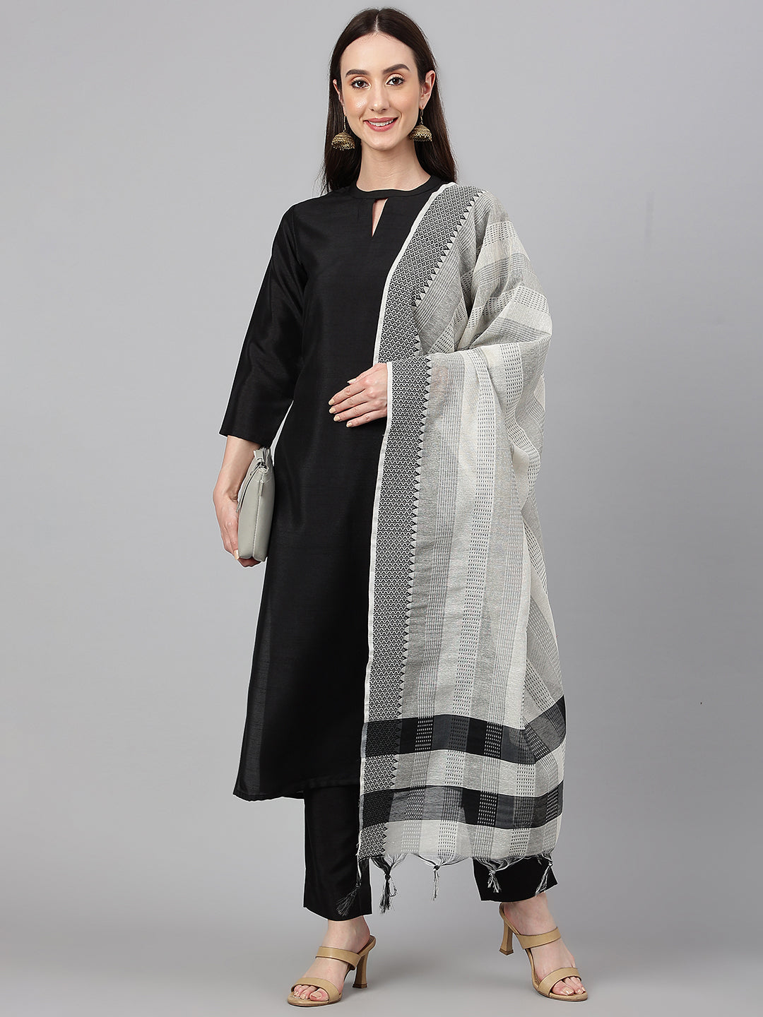 Janasya Women's Black Crepe Silk Solid Straight Festival Kurta Set | Grocsy