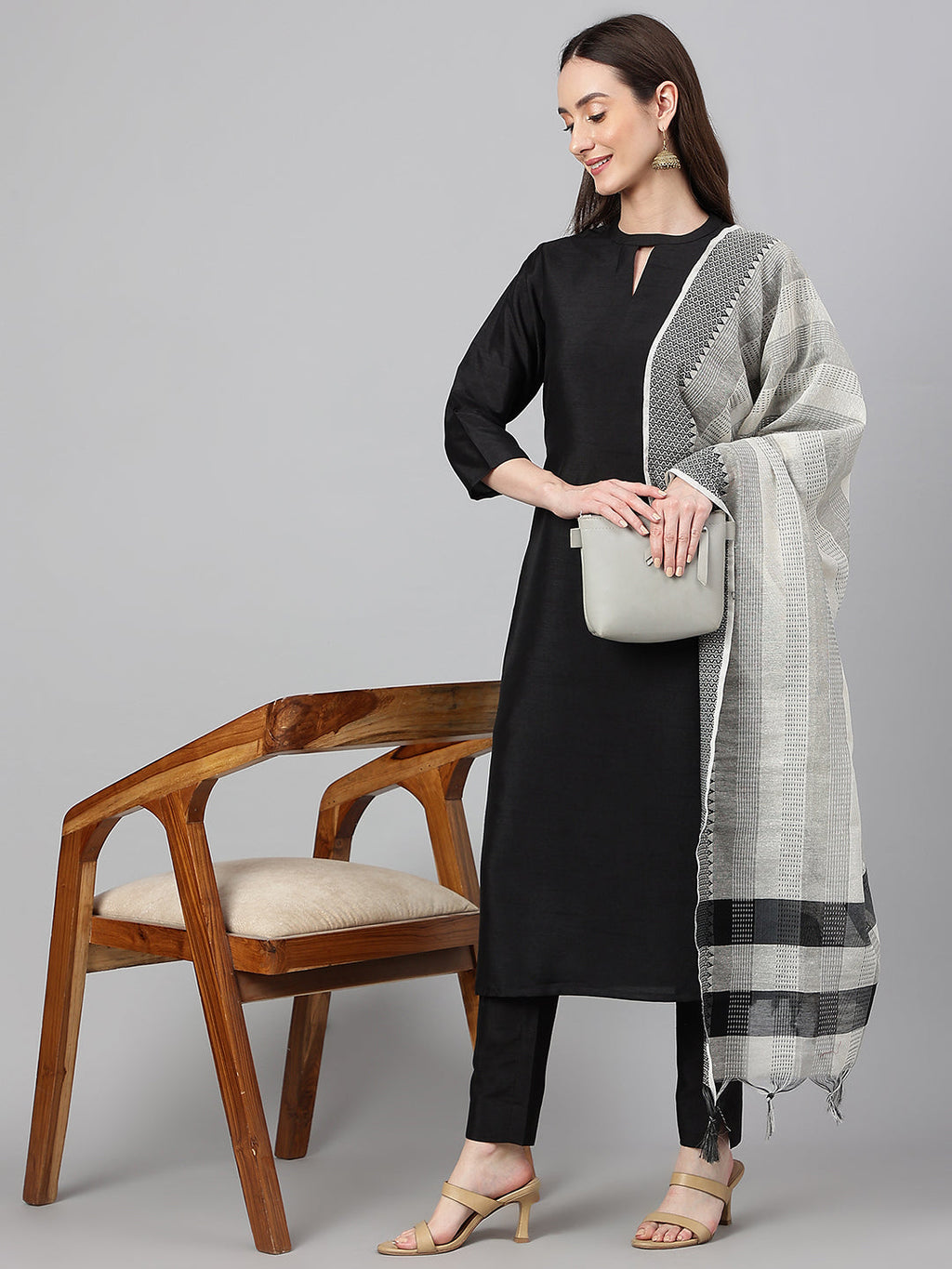 Janasya Women's Black Crepe Silk Solid Straight Festival Kurta Set | Grocsy