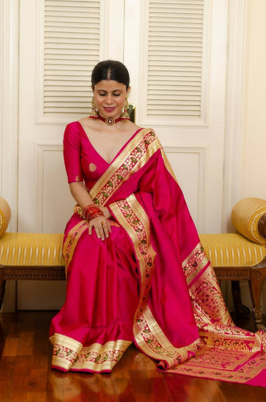 DEIANA'S Beautiful Designer Golden zari Soft Lichi Silk Saree - Pink | Grocsy