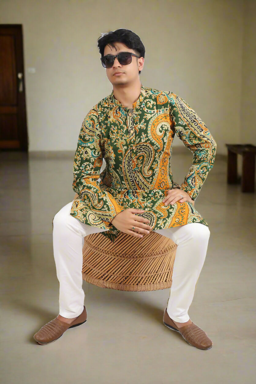 Souchii Men Green & Mustard Pure Cotton Paisley Printed Straight Kurta | Grocsy