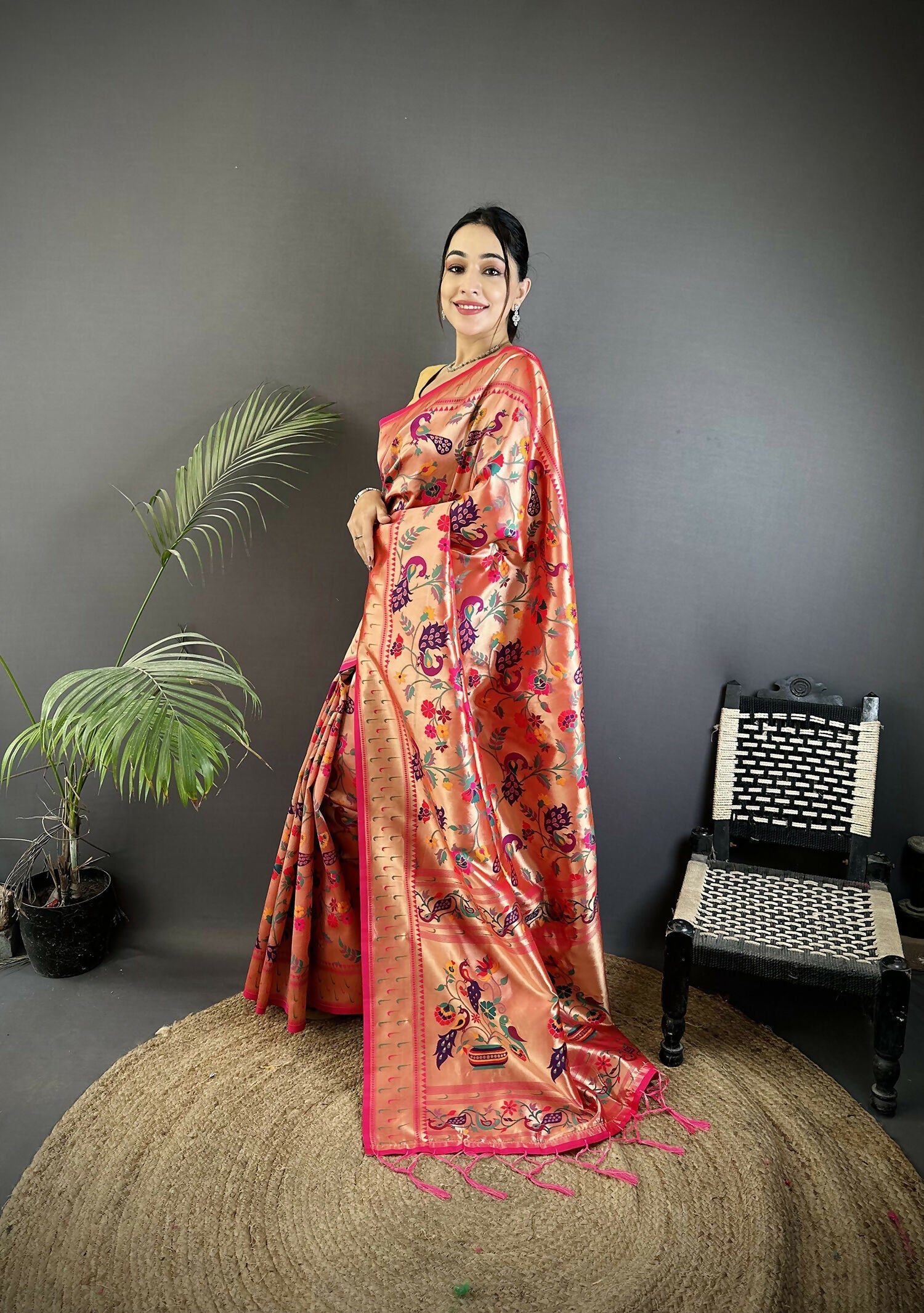 Joban Fashion Reddish Pink Peacocks Flowers & Leaves Soft Silk Paithani Saree | Grocsy