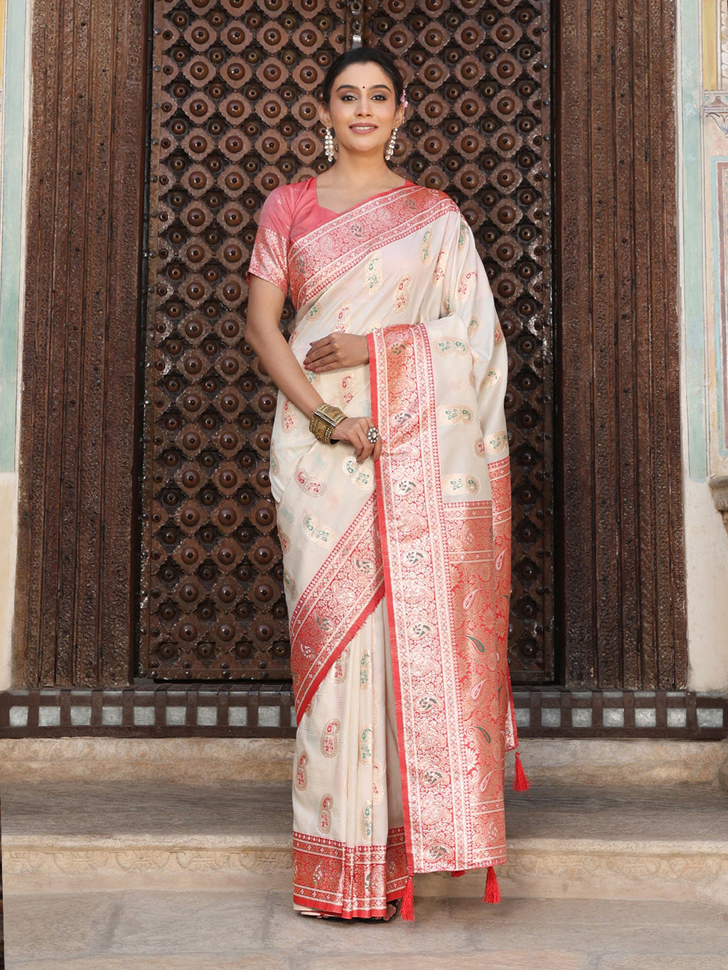Anaita Off White Silk Woven Saree With Blouse | Grocsy