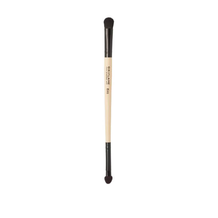 Oriflame Precision Double Ended Eyeshadow Brush | Grocsy