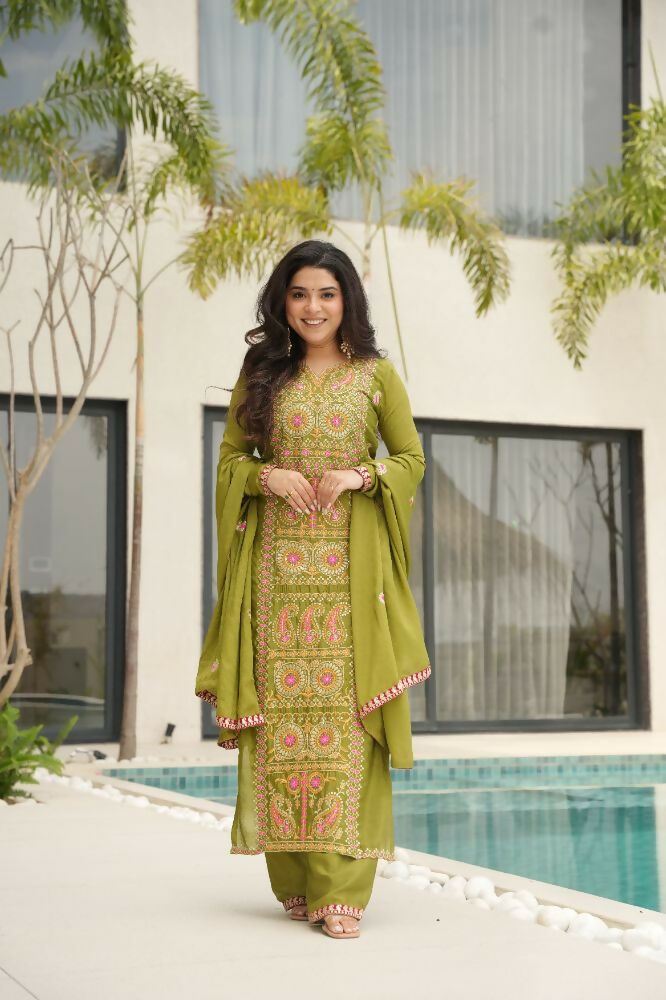 Joban Fashion Perot Kurta Set Silk Sequins , Zari, Coding & Thread Embroidered work | Grocsy