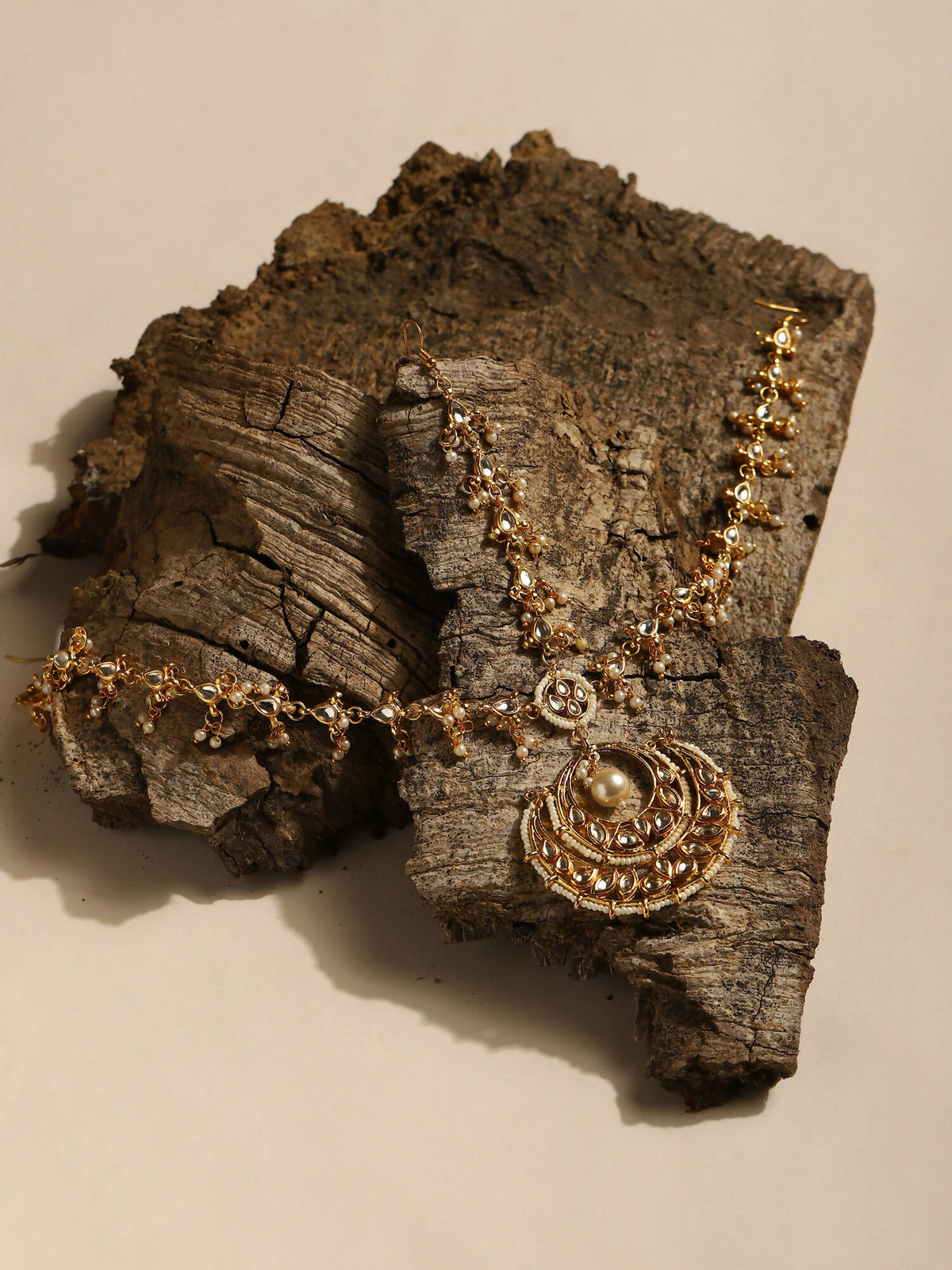 Women's Gold-Polished Kundan Mathapatti Head Jewellery - Ruby Raang | Grocsy
