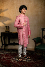 Falling Raw Silk Pink Gulab Pakshi Kurta Set By Hilo Design | Grocsy