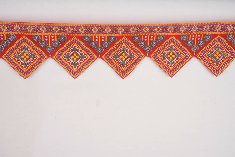 Kundan HandiKrafts Cloth Thoranna (Diamond Shape) | Grocsy