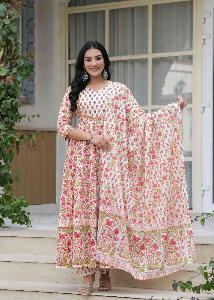 Jaimini Women Cotton Printed Round Neck Calf Length Flared Kurta Pant And Dupatta Set | Grocsy