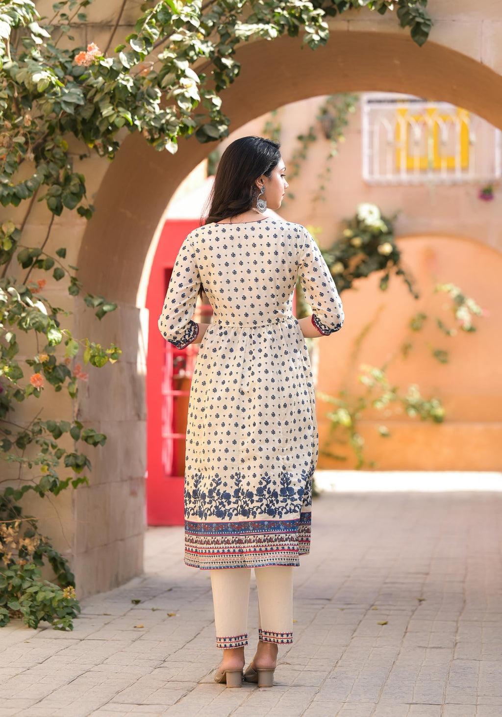 Juniper Women's Ivory Floral Printed Chanderi Kurta Pant And Dupatta Set With Sequins | Grocsy
