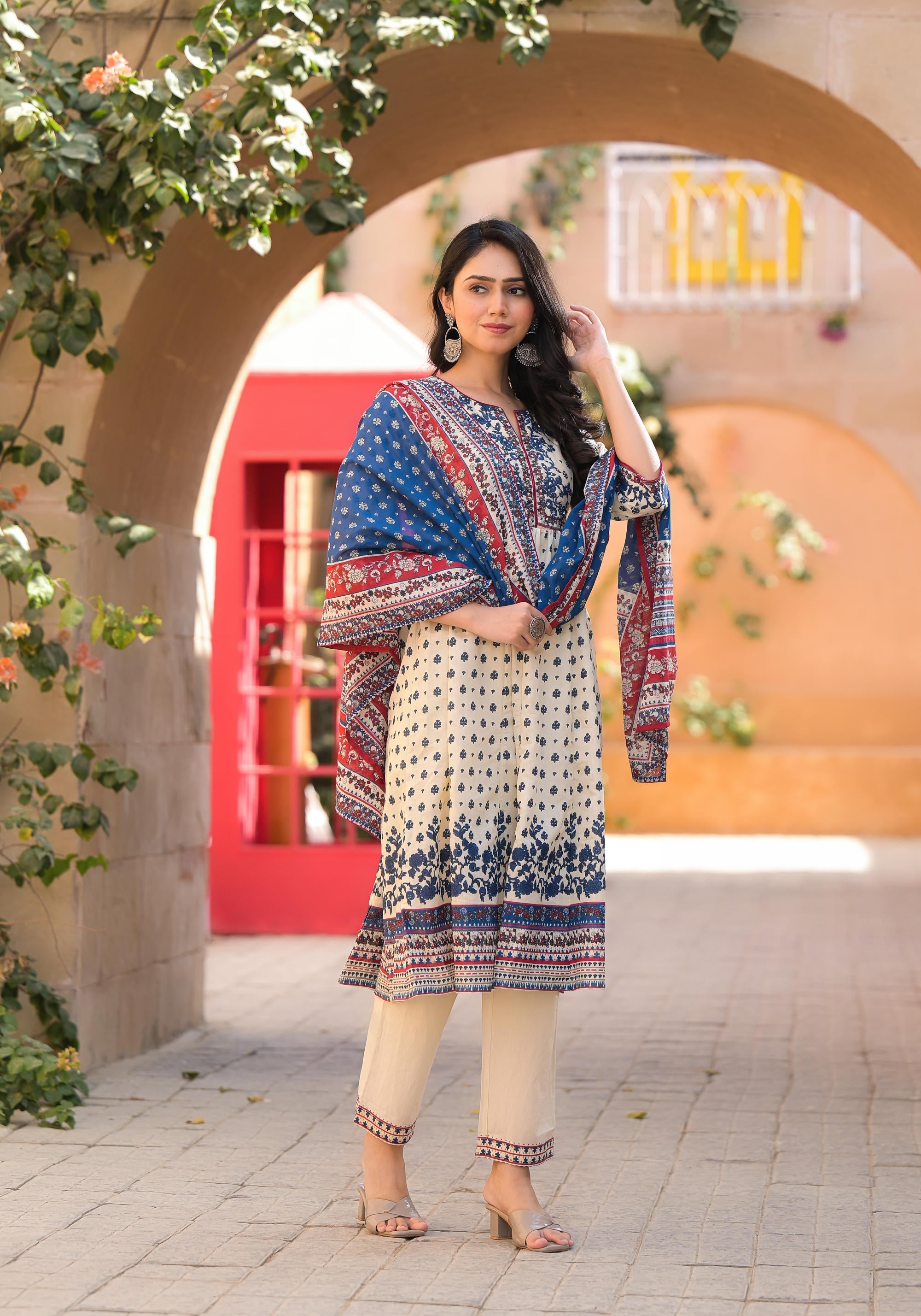 Juniper Women's Ivory Floral Printed Chanderi Kurta Pant And Dupatta Set With Sequins | Grocsy