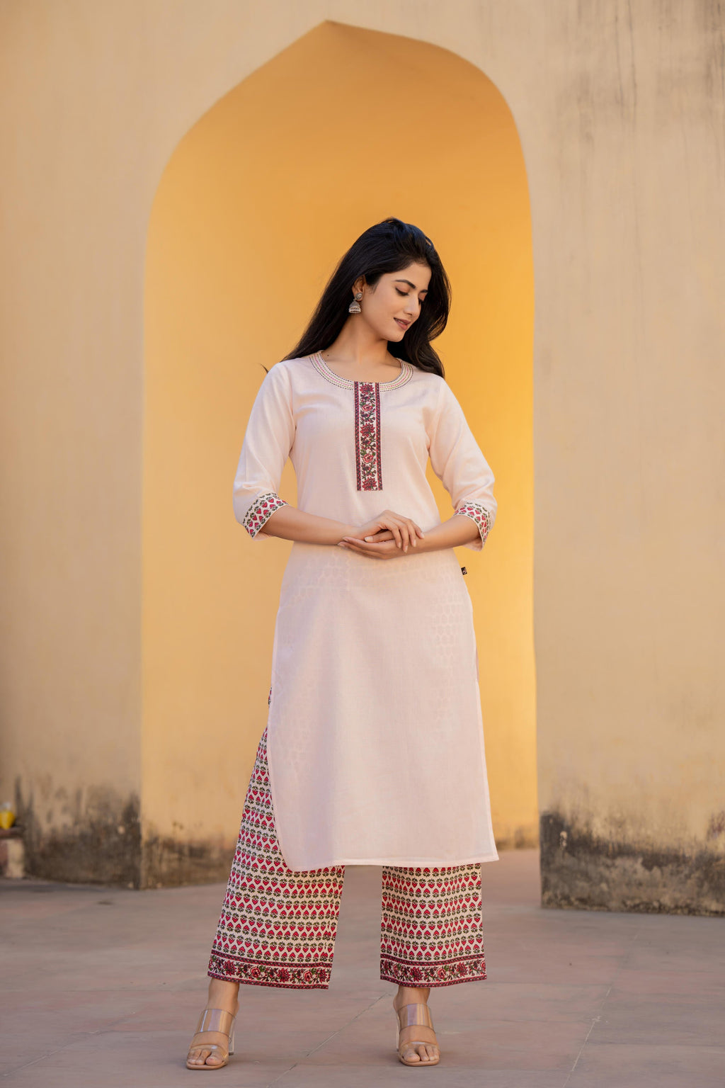 Juniper Peach Floral Printed Viscose Kurta & Palazzo With Thread Work | Grocsy