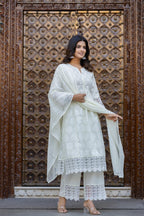 Juniper White Ethnic Motif Printed Cotton Kurta Set With Lace & Thread Work | Grocsy