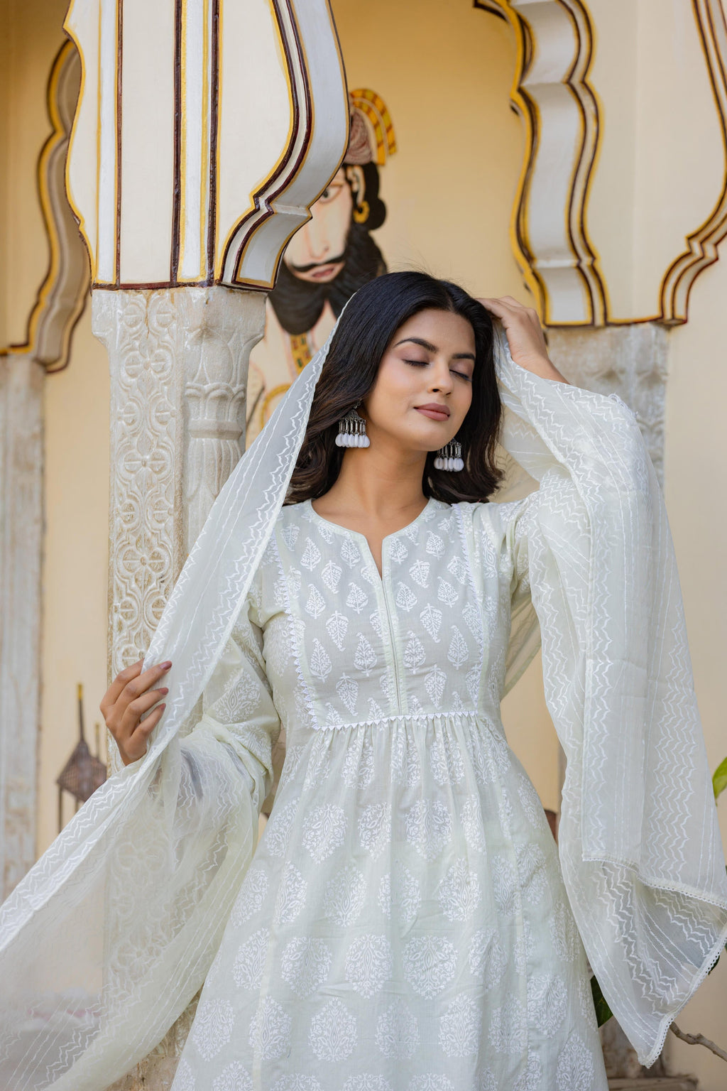Juniper White Ethnic Motif Printed Cotton Kurta Set With Lace & Thread Work | Grocsy