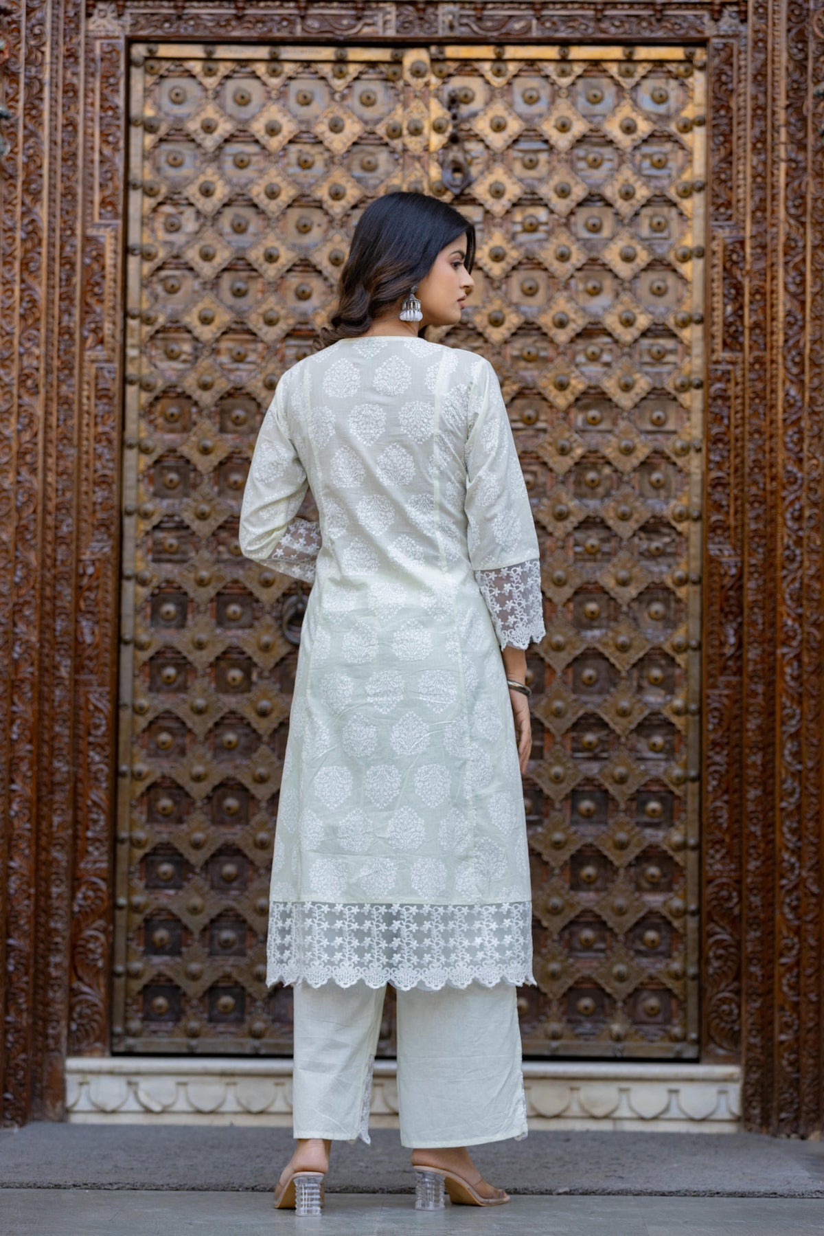 Juniper White Ethnic Motif Printed Cotton Kurta Set With Lace & Thread Work | Grocsy